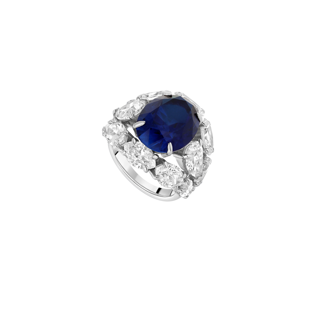 Opera Ring