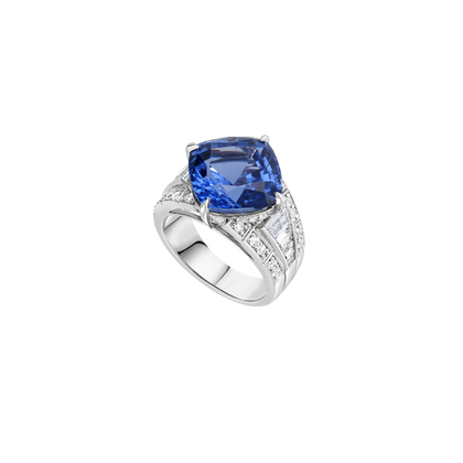 Opera Ring - White Gold