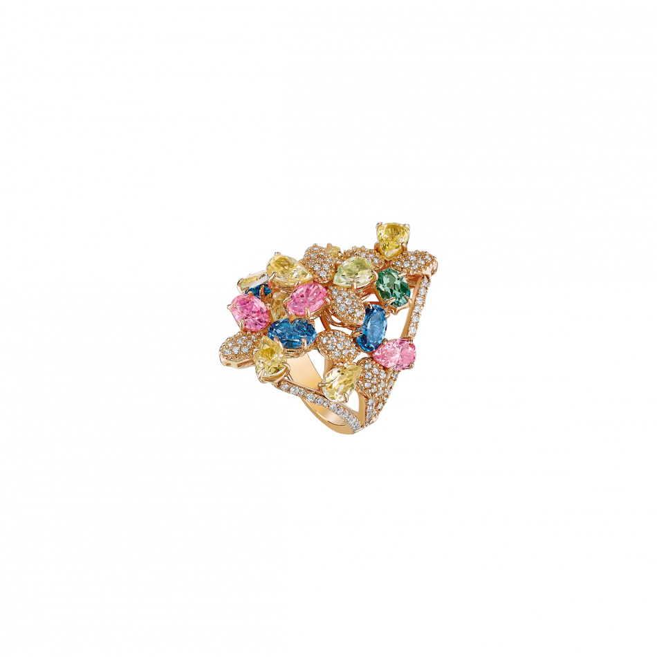 53929